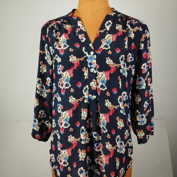 Amour Vert Tops - Amour Vert Navy Blue Floral Silk Blouse